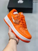 公司级带半码 耐克nike Air Force 1 Low 空军一号 Af1 低帮百搭厚底增高休闲运动板鞋。柔软、弹性十足的缓震性能和出色的中底设计，横跨复古与