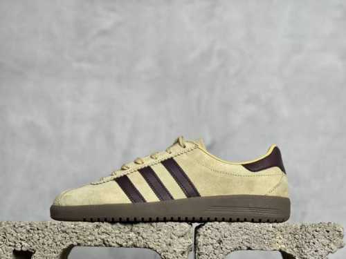 Kz版 放店私 Adidas Originals Bermuda 马卡龙配色 绒面麂皮防滑耐磨轻便低帮板鞋 整双鞋以传统的低帮呈现的清新造型 鞋身以细腻的头层猪