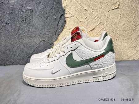 160 耐克 Nike Air Force 1 '07空军一号 百搭休闲运动板鞋。柔软、弹性十足的缓震性能和出色的中底设计，横跨复古与现代的外型结合，造就出风靡 - 点击图像关闭