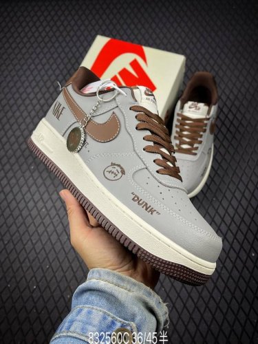 C 公司级Nike Air Force 1‘07 原楦头原纸板 打造纯正低帮空军版型 专注外贸渠道 全掌内置蜂窝气垫 原盒配件 原厂中底钢印、拉帮完美 官方货号