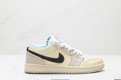 真标nike Air Jordan 1 Low Aj1乔1低帮休闲板鞋 同步官方配色 官方货号:Hq3440-101 尺码:36 36.5 37.5 38 38