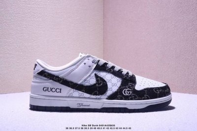 海外爆款限量发售！Nike Sb Dunk Low“ 斯图西联名 米蓝生胶” 周年高端定制 低帮休闲板鞋 定制鞋盒 大厂纯原品质出货 超高清洁度 皮料切割干净无
