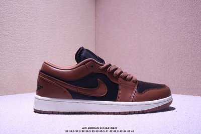 乔丹一代 Air Jordan 1 乔1 低帮Aj1系列 运动鞋复古休闲篮球鞋 提高了与足部的贴合度，给人不一样的穿着体验。鞋底的平稳支撑，让你在运动中随意冲刺