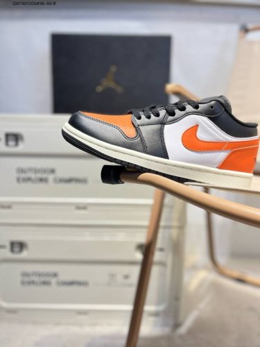 公司级头层皮乔丹Air Jordan 1 Low Aj1低帮系列篮球鞋 官方同步配色 原装级产物 #拒绝公底 立体鞋型 细节完美 高清洁度555558 Qw74