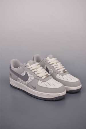 Nike Air Force 1 Low 斯图西联名 原楦头原纸板 打造纯正空军版型 专注外贸渠道 全掌内置蜂窝气垫 原盒配件 原厂中底钢印、拉帮完美 官方货号 - 点击图像关闭