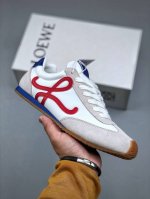 配件+10 罗意威Loewe Ballet Runner 2.0 Sneakers 芭蕾舞2.0系列阿甘复古风德训薄底百搭休闲运动鞋 采用反绒牛皮革拼接头层皮饰