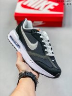 Nike Air Max Dawn 黎明系列 低帮气垫百搭休闲运动慢跑鞋 新鞋款带来新的外底和鞋帮额外尺寸为鞋子的耐久设计线条增添了新能量。从配色上彰显出浓厚的