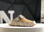 keen 科恩 运动 半拖 拖鞋 源自美国的户外休闲鞋品牌，以创新、高品质、高科技以及舒适著称。其独特的设计，完美融合了功能性与时尚感。宽楦鞋头给予脚趾充分活动