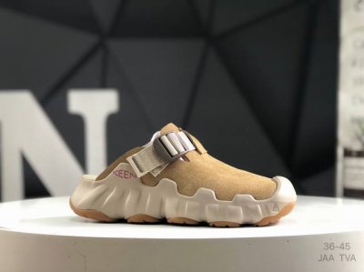 keen 科恩 运动 半拖 拖鞋 源自美国的户外休闲鞋品牌，以创新、高品质、高科技以及舒适著称。其独特的设计，完美融合了功能性与时尚感。宽楦鞋头给予脚趾充分活动