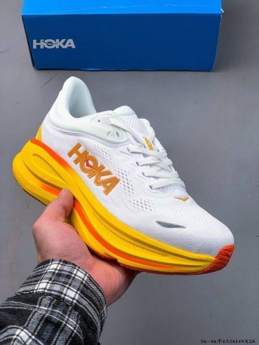 hoka One One Bondi 9 余文乐同款 新款缓震跑鞋 万众期待的Bondi系列终于迎来了更新 作为Hoka缓震跑鞋的杠把子 Bondi缓震性能非常