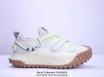 Nike ACG Mountain Fly Low GTX SE 机能风格 采用匠心设计，打造耐穿迅疾风格，让你在沙漠、峡谷和深山中探险时也能像在城市一般轻松自