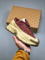 Nike Zoom Vomero Roam 马拉松复古五代休闲厚底增高运动慢跑老爹鞋 Hq218 0 #采用环保纤维革饰片组合网眼布鞋面材质 升级正确后跟Tpu