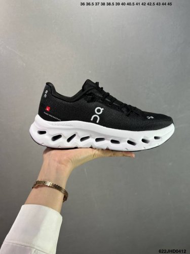 公司级On昂跑 城市路跑鞋新一代 Cloud Swift中长距离轻盈运动鞋 轻量缓震稳定灵活透气跑步鞋 Cloudswift 专为城市慢跑打造。新一代 Clou