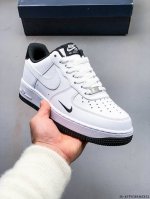 220 原楦数据纸版，采用硬质优质皮革鞋面材质，内置全掌Air Sole气垫。耐克 Nike Air Force 1 Low 空军一号低帮百搭休闲运动板鞋 03