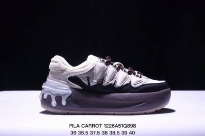 公司级fila斐乐 Carrot 萝卜鞋 百搭休闲 轻松舒适 防滑减震耐磨 低帮 板鞋 货号:F12W41 1Apa 尺码:35.5 36 36.5 37.5