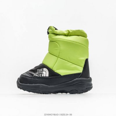 北面高帮儿童雪地靴 Size：24-35码 让宝贝的脚丫穿上羽绒服，超级暖和宝贝再也不怕冷到脚了防滑耐磨大底内里高帮加绒加厚，保暖舒适