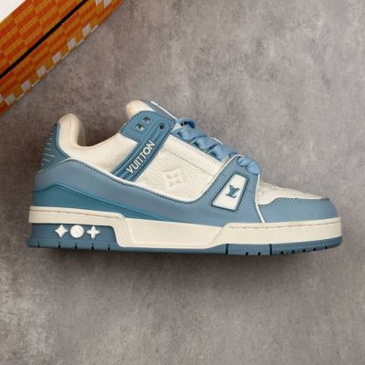 本地 核心私 全新Lv路易威登Louis Vuitton Trainer Sneaker Low 低帮复古休闲运动文化百搭篮球板鞋 男女鞋采用移膜纤维牛剖革组合