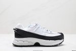 公司级耐克Nike Zoom Vomero Roam 马拉松复古跑五代休闲运动慢跑鞋 采用环保纤维革饰片组合网眼布鞋面材质 升级正确后跟Tpu加固 耐弯折热塑框