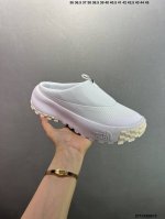 公司级The W Never Stop Mule 北面舒适百搭防滑耐磨低帮生活休闲鞋 织物的鞋面透气性十足 泡棉中底5Cm增高软弹 官方货号: Nfoa8A92