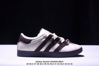 Adidas Gazelle Indoor Trainers 羚羊内训系列低帮复古百搭休闲运动德训风板鞋 Xm0225Q657