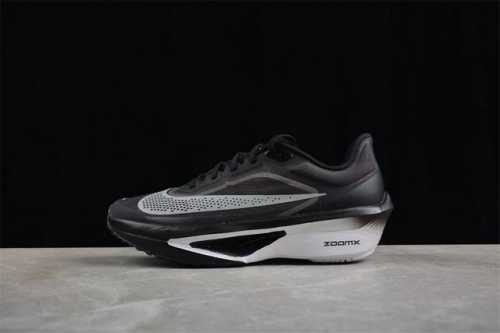 Nike Zoom Fly 6 耐克超弹轻盈跑步鞋 Fn8454-001 #鞋款搭载 Flyknit 材料 打造出众弹性 易于穿脱。采用React技术 轻盈耐穿