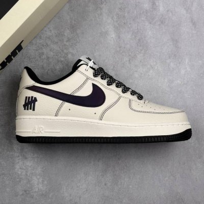 本地290 核心私 公司级Undefeated X Nike Air Force 1 Low 米黑 空军一号低帮休闲板鞋 定制皮料 原装定制鞋盒 炫彩反光 细节