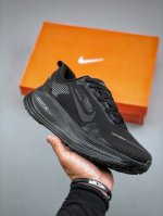 Nike Vomero 18 轻盈跑鞋舒适百搭防滑耐磨 低帮 休闲跑步鞋男女同款货号 Hm6803 005 尺码 36-46 半