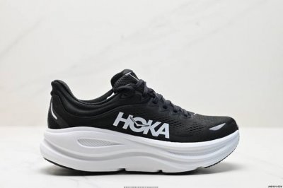 300 公司级小红书推荐Hoka W Bondi 9全新配色 这个品牌来自于新西兰的毛利语，Hoka表示大地，One One表示飞越，连起来就是飞越地平线，On