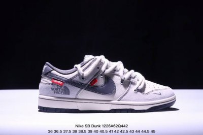 海外爆款限量发售！公司级 Nike Sb Dunk Low“ 蛇年限定 黑蛇” 周年高端定制 低帮休闲板鞋 定制鞋盒 大厂纯原品质出货 超高清洁度 皮料切割干净