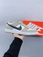 ：160 真标带半码耐克Nike Sb Dunk Low 扣篮系列 复古低帮休闲运动滑板板鞋。采用脚感柔软舒适Zoomair气垫，有效吸收滑板等极限运动在落地时