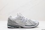 公司级new Balance M1906系列 复古单品宝藏老爹鞋款 公司级 复古元素叠加 质感超级棒 楦版型材料细节做工精细 作为nb最经典的档案鞋型之一 与