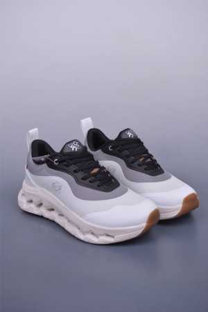 On昂跑 Cloudtilt Loewe 户外街头机能风跑步鞋 Cloud Hi Edge户外机能融合街头潮流 越界开启全新都市探索 Cloudtec专利科技鞋 - 点击图像关闭