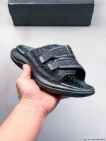 140 hoka One One Ora Luxe户外缓震恢复魔术贴速干沙滩凉拖鞋 0326279Y20