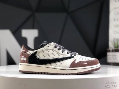 Nike Sb Dunk Low 原装头层材料 独家版型蒸餾加工 帶來的是更好的视觉和脚感体验 大厂纯原品质出货 清洁度 电绣工艺 皮料切割干净无任何毛边 细节