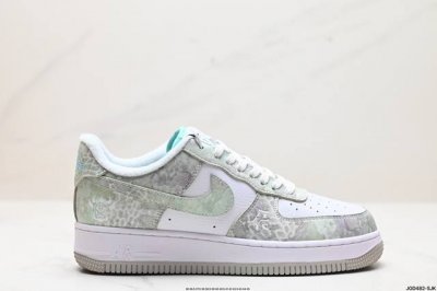公司级nike Air Force 1‘07 原楦头原纸板 打造纯正低帮空军版型 专注外贸渠道 全掌内置蜂窝气垫 原盒配件 原厂中底钢印、拉帮完美 官方货号:C