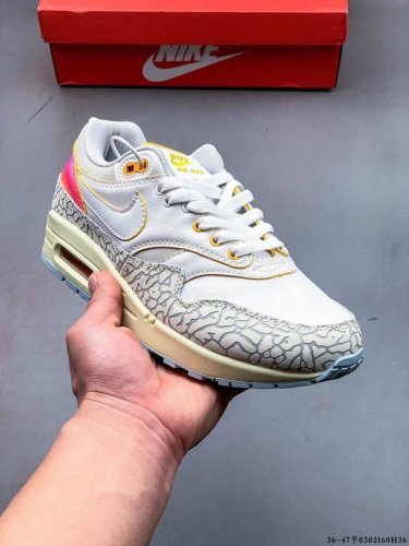 集图 250 顶级纯原版本 头层皮打造市面最强工艺 耐克 Nike Nike Air Max 1/87 限定配色 气垫缓震跑步鞋 0302160H36