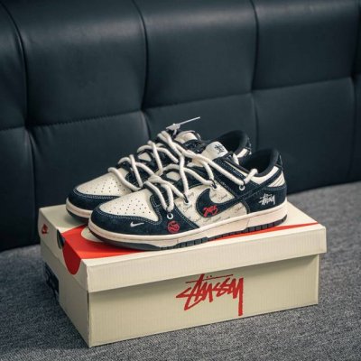 360 核心私 Nike Dunk 全套原楦原模倾力打造完美版型 独家原厂航空铝磨具打磨大底 鞋头坡度极致还原 无解鞋型 原盒原配 圈内天花板工艺 原厂冲刀 超