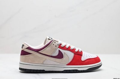 公司级耐克Nike Dunk Low 扣篮系列 复古低帮休闲运动滑板板鞋 采用脚感柔软舒适Zoomair气垫 有效吸收滑板等极限运动在落地时带来的冲击力 为街头