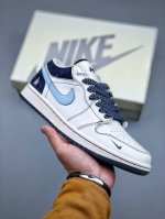 Air Jordan 1 Low Aj1乔1低帮北面联名同步官方配色 市场唯一独家头层皮打造 原鞋原档案开发 原厂皮料 原档冲孔鞋头 正确满胶鞋垫 四线拉帮 原