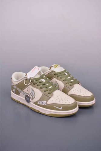 Nike Sb Dunk Low Dior联名 纯原大厂出品 极力推荐 原装头层材料 独家版型蒸餾加工 帶來的是更好的视觉和脚感体验 大厂纯原品质出货 清洁度
