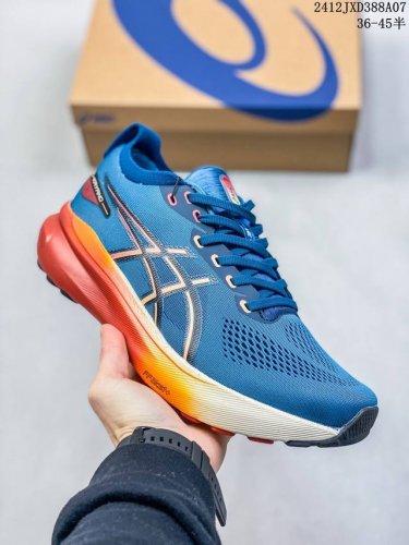 Asics 亚瑟士 透气网眼鞋面配合部分合成革材质 采用全新ahar+橡胶材质,更加耐磨日本专业跑鞋品牌 Asics 亚瑟士 Novavlast 5 户外越野休