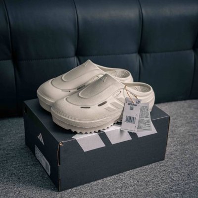 核心私 Adidas Ozwaave Clog拖鞋厨师鞋穆勒鞋新款拖鞋 货号：Jr6758 尺码：36-45 2323