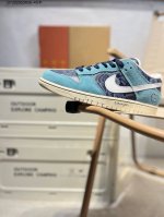 100 福利特价耐克Nike Dunk Low 板鞋Sb系列经典百搭休闲运动板鞋加厚鞋舌的填充，使舒适性大大提升，同时也更方便穿脱中底部分则加入了脚感柔软舒适Z