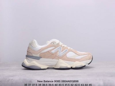 公司级new Balance 公司级版本 nb9060 联名款 复古休闲运动慢跑鞋 鞋款灵感源自设计师本人对夏日的怀日回忆。鞋面大身由空间双格及磨砂鞋面拼接而生