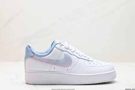 真标耐克nike Air Force 1 Low空军一号低帮百搭休闲运动板鞋。柔软、弹性十足的缓震性能和出色的中底设计，横跨复古与现代的外型结合，造就出风靡全球 - 点击图像关闭