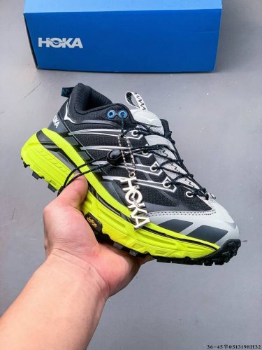 hoka One Mafate Three 2 户外潮流低帮休闲运动鞋 全新 Mafate Three 2 采用 Mafate Speed 2 缓冲性良好的底部