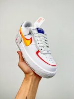 Air Force 1 Shadow 轻量增高低帮百搭板鞋 拼接马卡龙 全新少女系解构主义设计 双层轻量eva发泡中底+防滑rb橡胶外圈底鞋底 货号：Dz184
