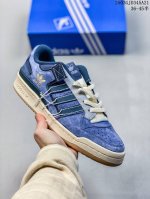 270 adidas/阿迪达斯 升级原楦原纸版数据开发版型，采用固色翻毛皮组合牛津布鞋面材质，全新独立开发Rb耐磨橡胶外底组合外露轻量Eva中底缓震嵌片最近超级