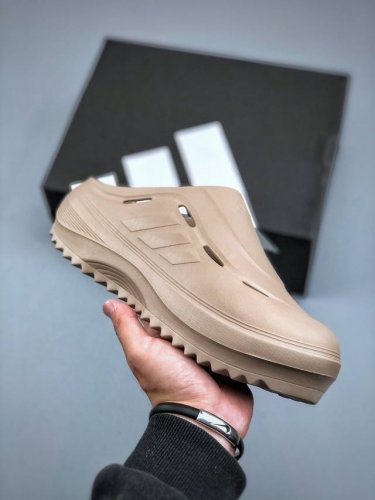adidas Ozwaave Clog拖鞋厨师鞋穆勒鞋新款拖鞋 货号：Jr6759 尺码：36-45