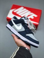 性价比版本230 Nike Sb Dunk Low “蓝白”独家版型蒸餾加工帶來的是更好的视觉和脚感体验 清洁度 电绣工艺 皮料切割干净无任何毛边 细节完美 I
